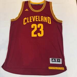 Adidas LeBron James Cleveland Cavaliers 2014-2017 Swingman Jersey